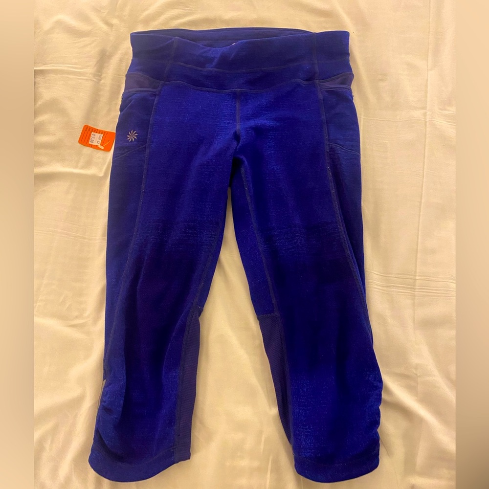 Athletica ladies royal blue Capri style leggings size xs